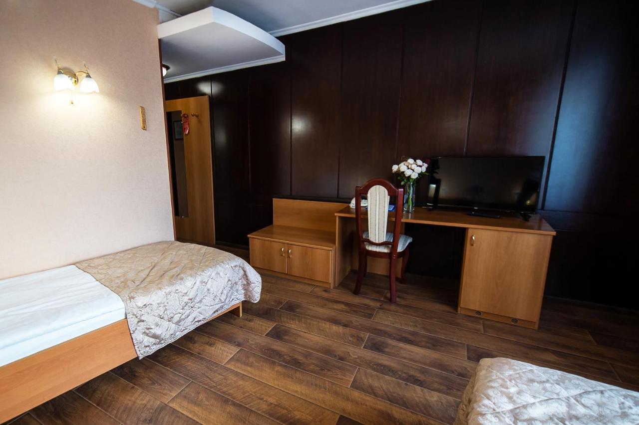 Salute Hotel Киев Екстериор снимка